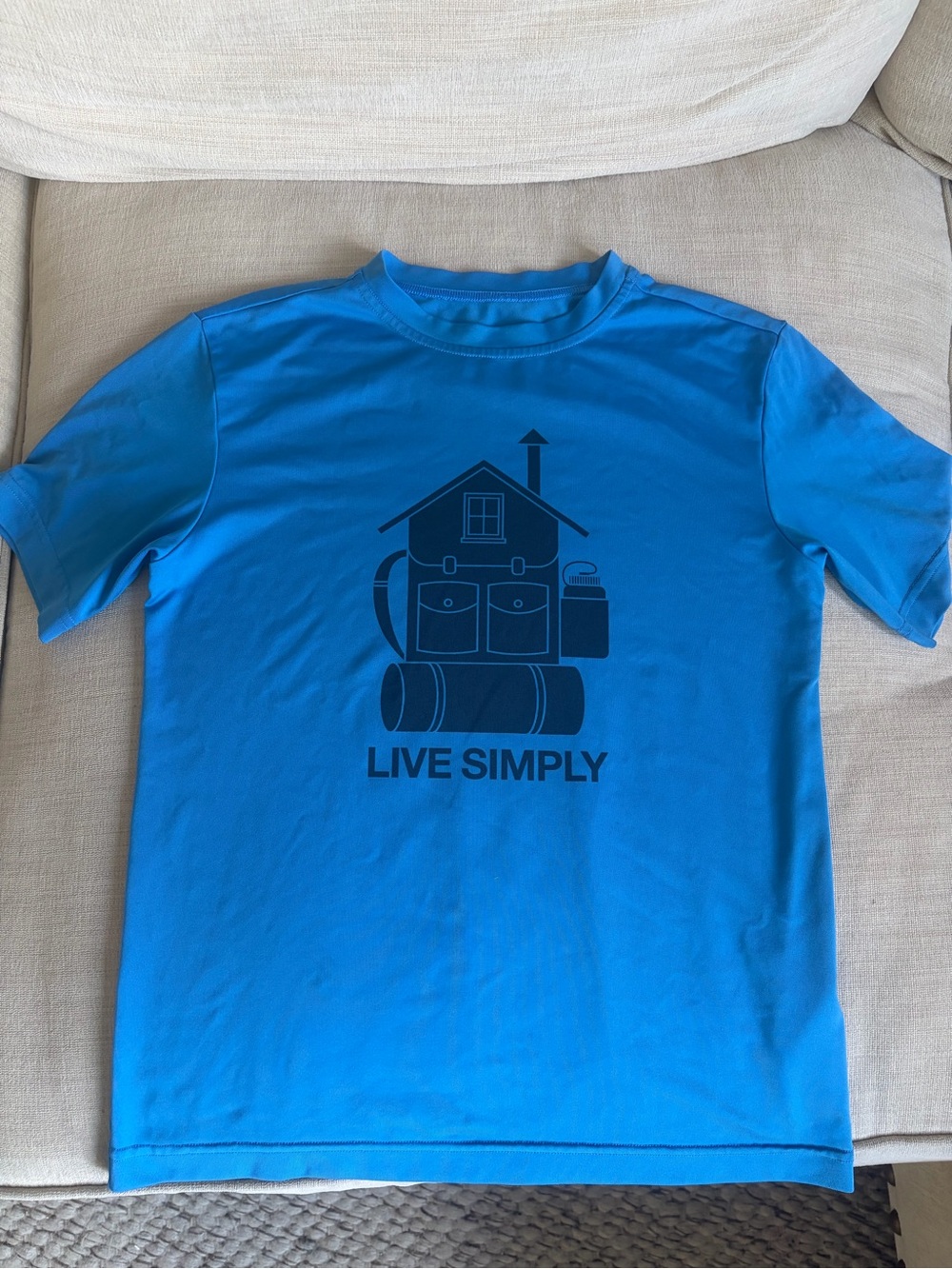 Patagonia Blue 'Live Simply' shirt